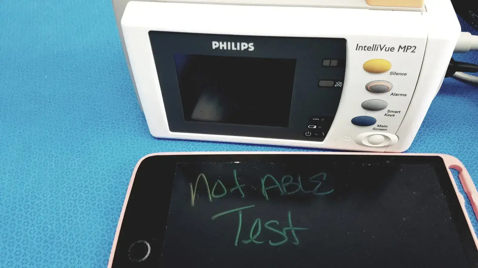 Philips IntelliVue MP2 Patient Monitor with Blood Pressure Cuff, 23-33cm 2774 Patient Monitor, second-hand product photo 5