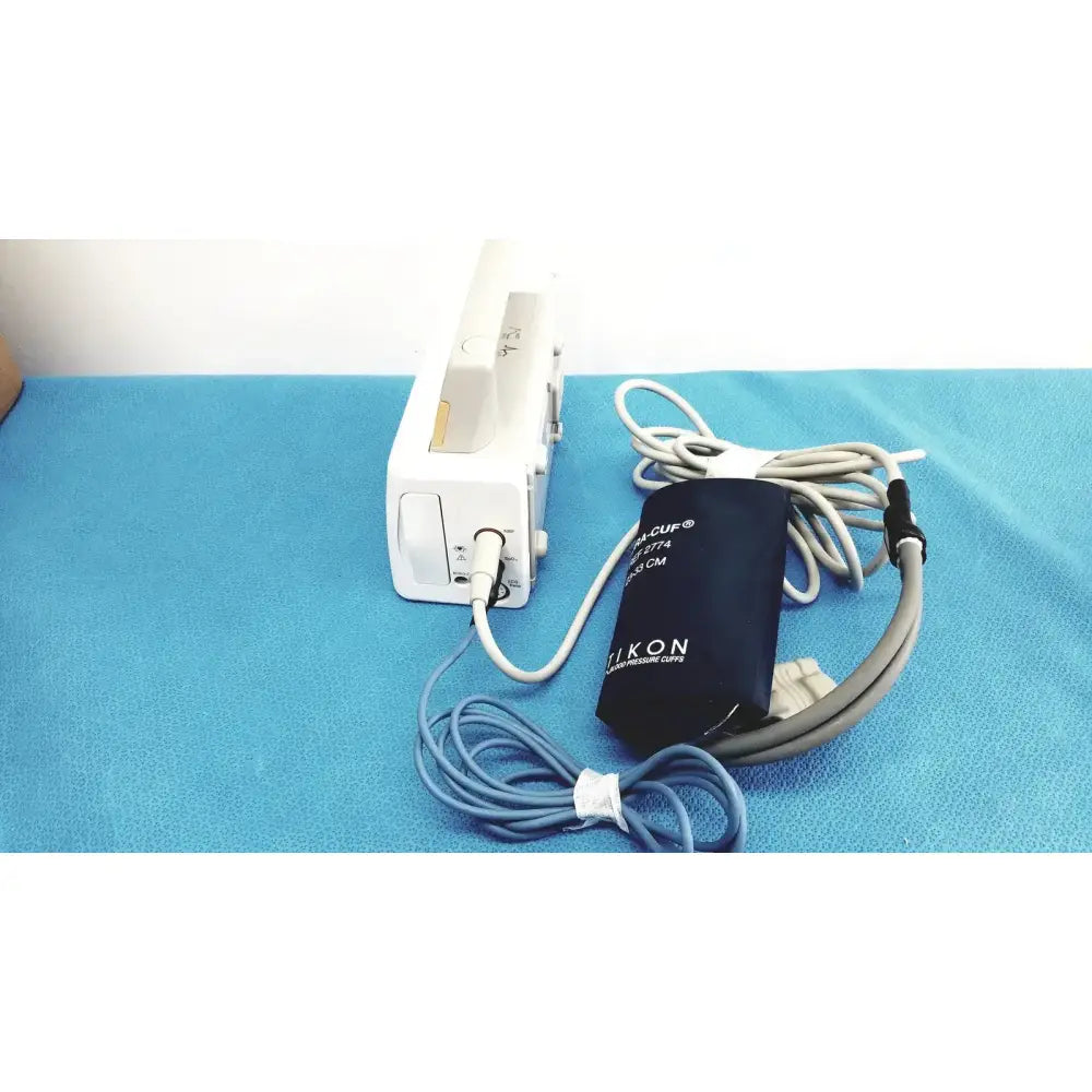 Philips IntelliVue MP2 Patient Monitor with Blood Pressure Cuff, 23-33cm 2774 Patient Monitor, second-hand product photo 6