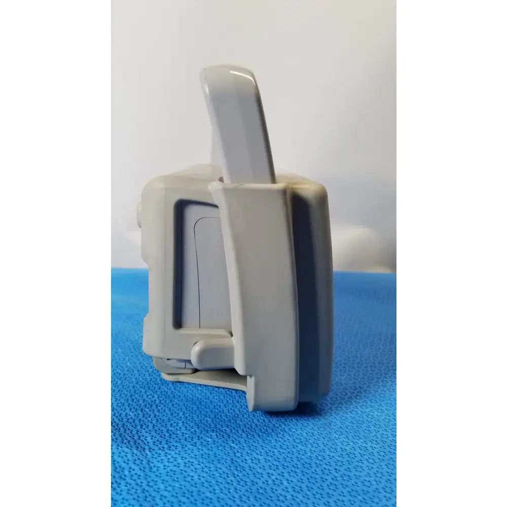 Philips IntelliVue MP2 Portable Patient Monitor Portable Patient Monitor, as-is (for parts) product photo 4