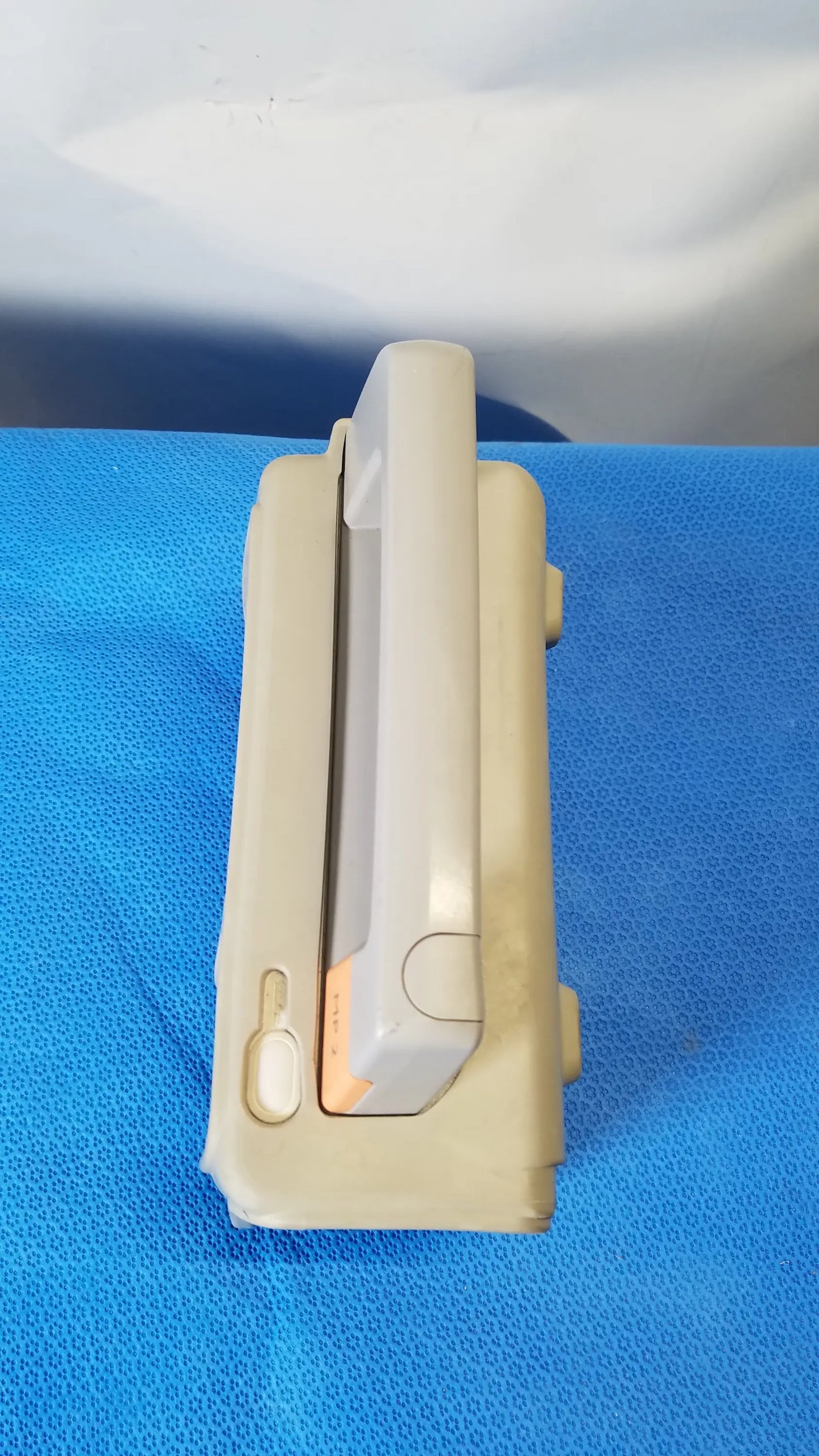 Philips IntelliVue MP2 Portable Patient Monitor Portable Patient Monitor, as-is (for parts) product photo 6