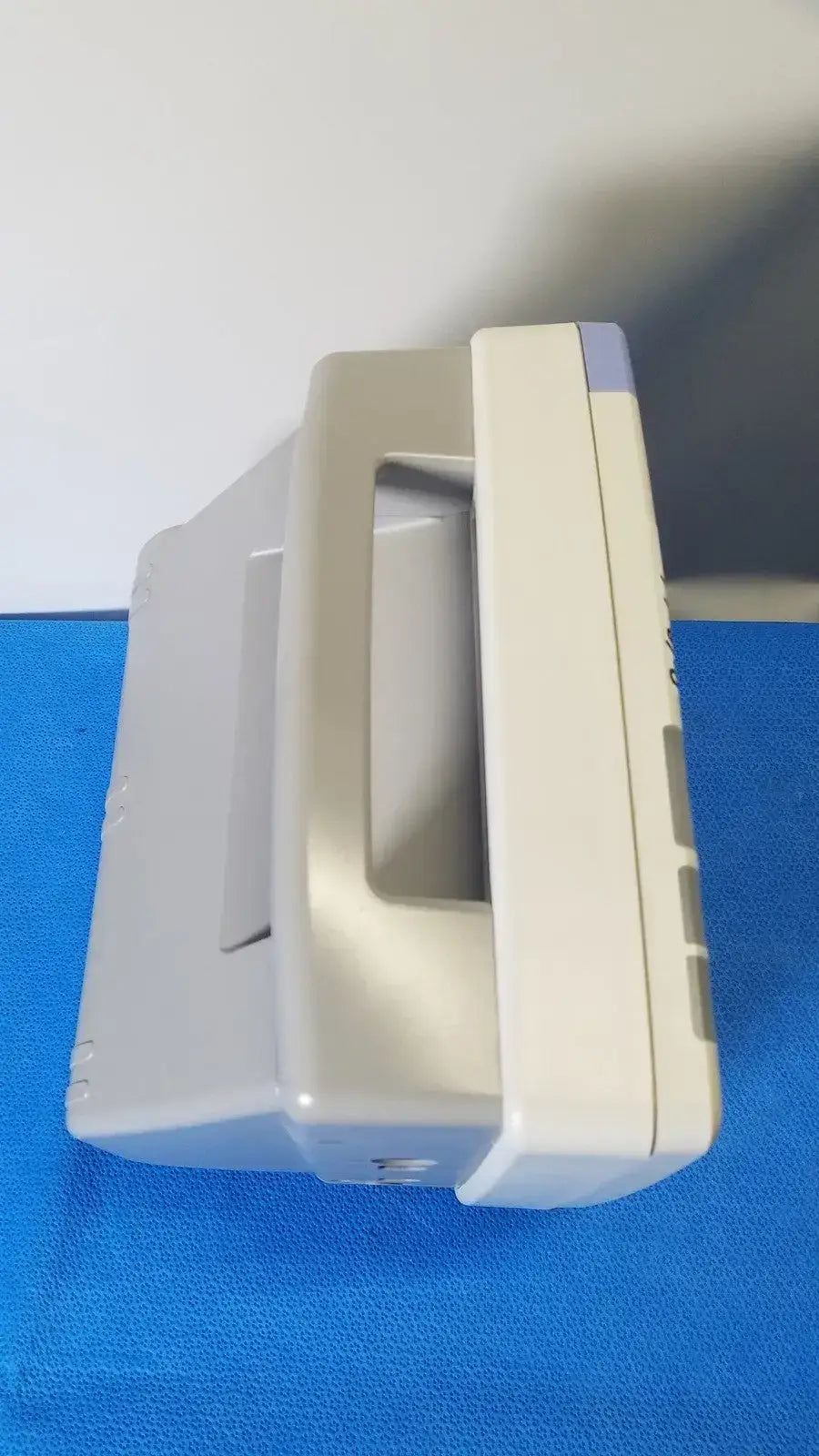 Philips IntelliVue MP5SC Spot Check Patient Monitor Patient Monitor, as-is (for parts) product photo 9