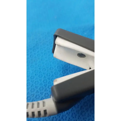 Philips M1196A Adult Clip SpO2 Sensor Original SpO2 Sensor, second-hand product photo 5