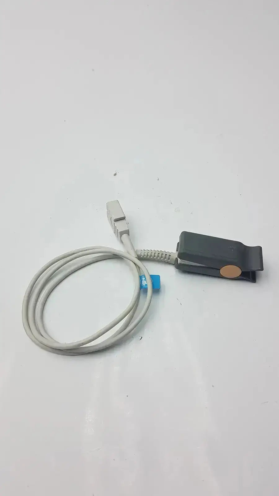 Philips M1196T Reusable Adult SpO2 Clip Sensor, Cable Sensor Connector SpO2 Sensor, second-hand product photo 1