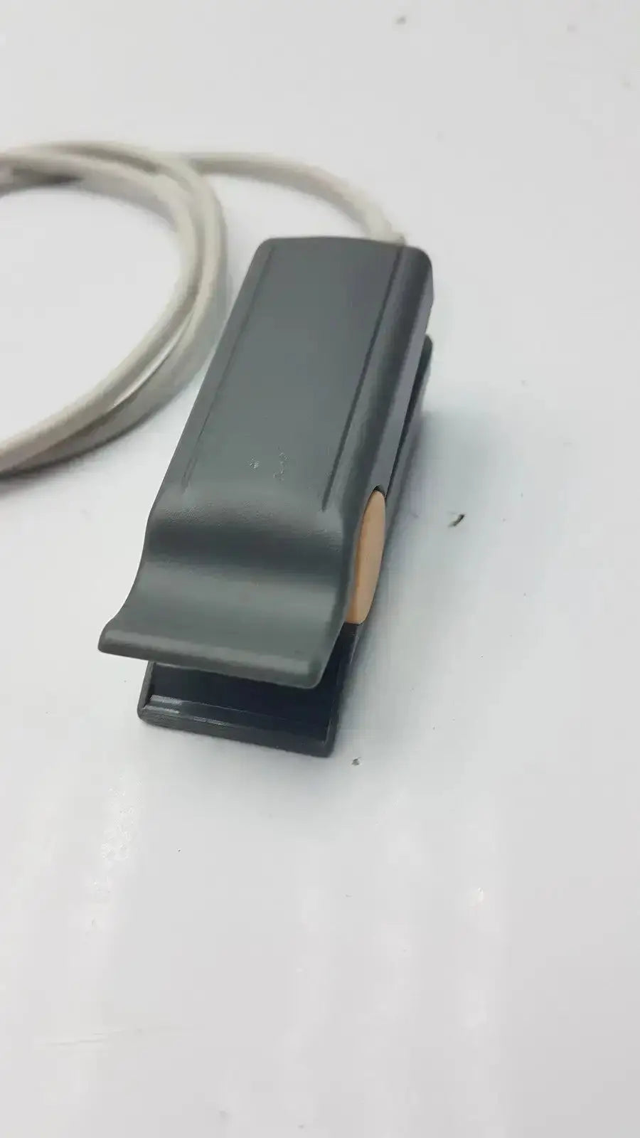 Philips M1196T Reusable Adult SpO2 Clip Sensor, Cable Sensor Connector SpO2 Sensor, second-hand product photo 3