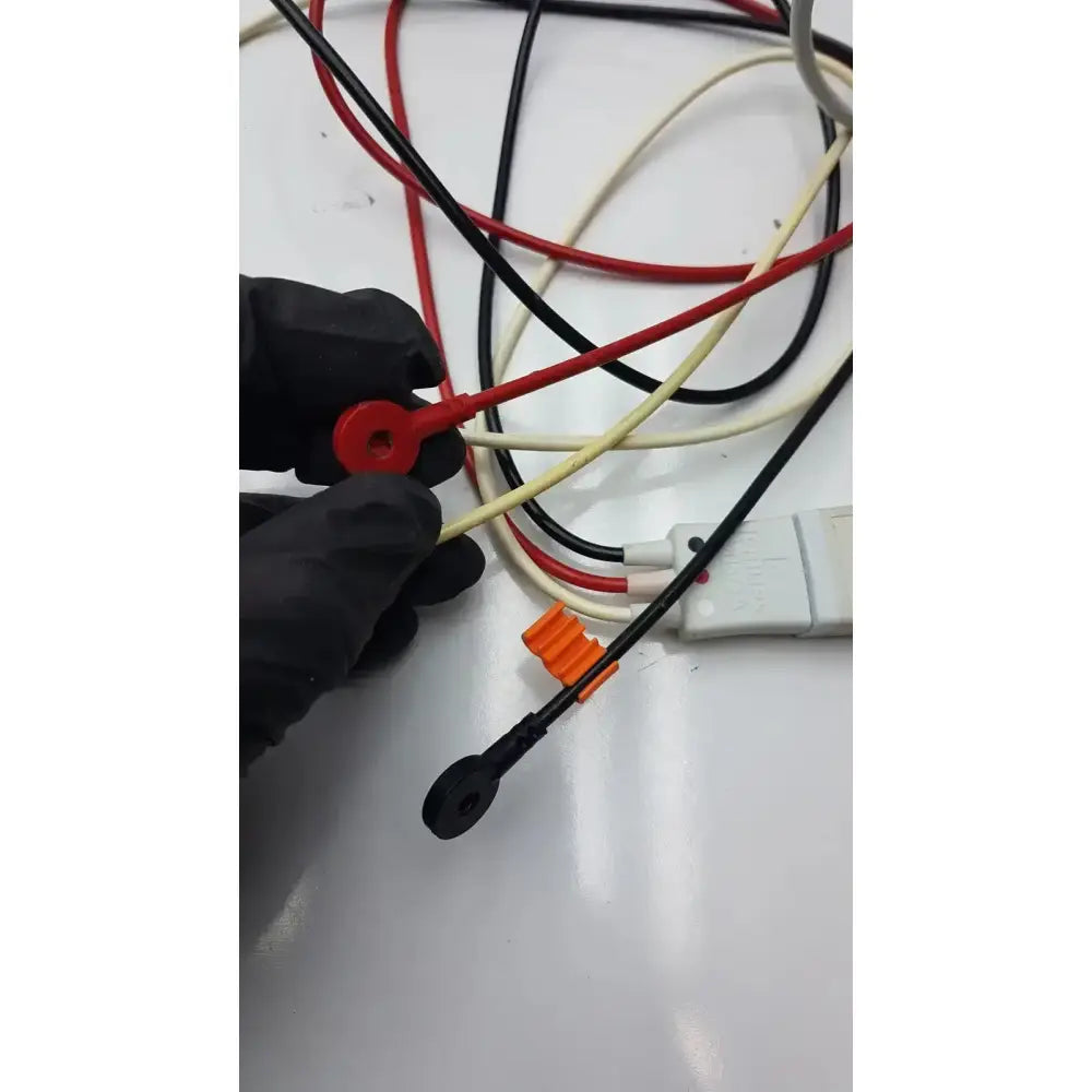 Philips - M1673A Cbl 3 Leadset Snap AAMI ICU leadset With Trunk Cable ECG Leadwire Set, as-is (for parts) product photo 7