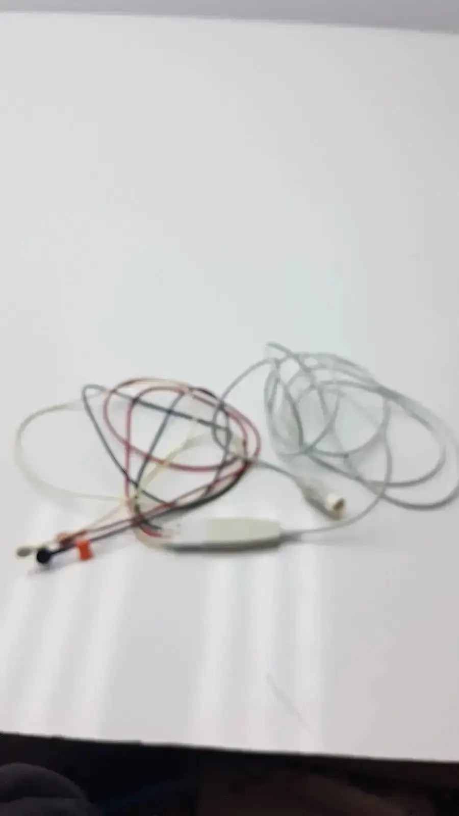 Philips - M1673A Cbl 3 Leadset Snap AAMI ICU leadset With Trunk Cable ECG Leadwire Set, as-is (for parts) product photo 2