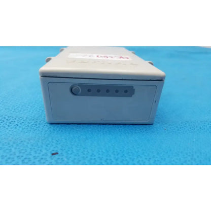 Philips M3538A HeartStart MRx Lithium Ion Rechargeable Battery Lithium Ion Rechargeable Battery, as-is (for parts) product photo 7