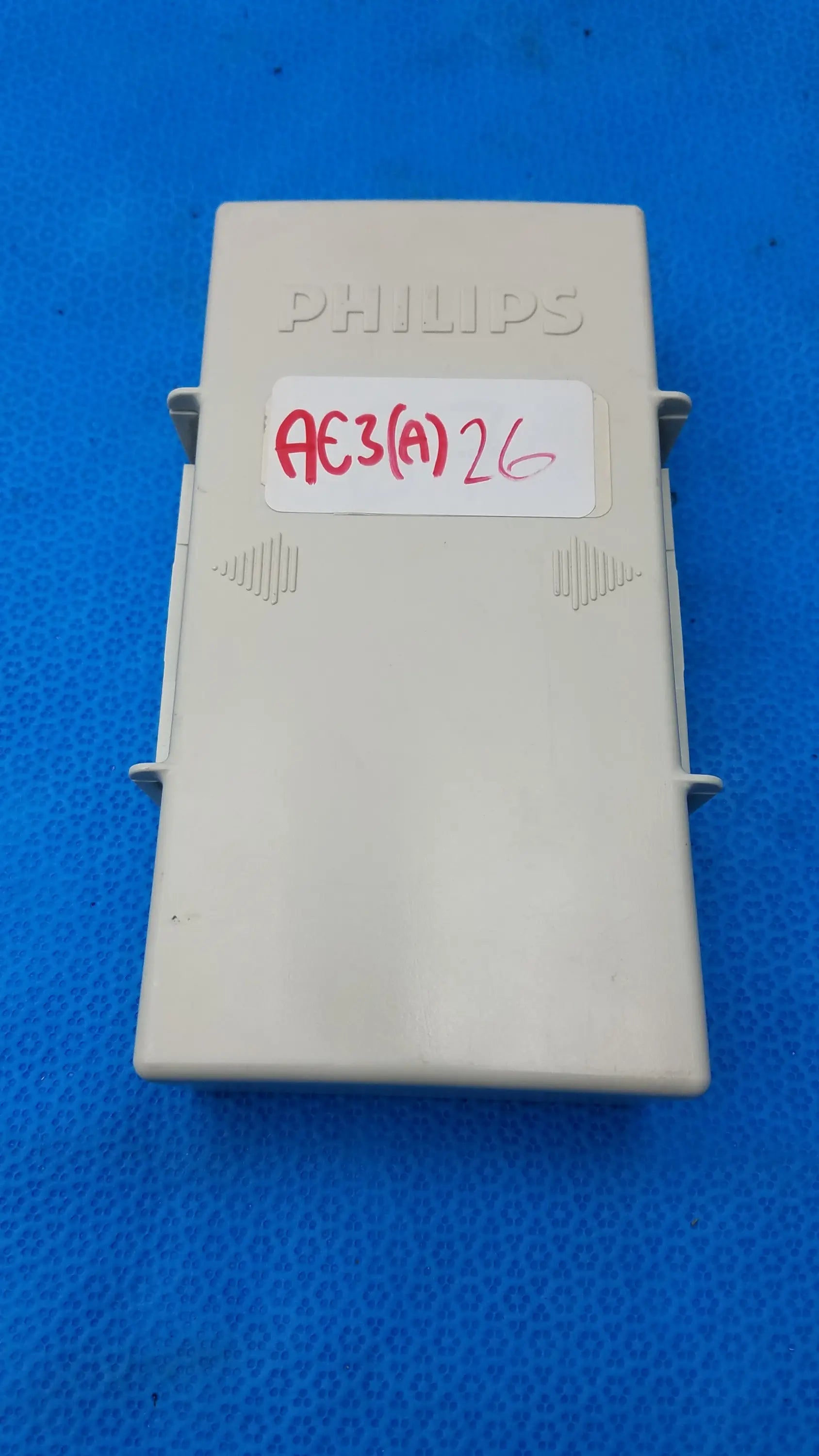 Philips M3538A HeartStart MRx Lithium Ion Rechargeable Battery Lithium Ion Rechargeable Battery, as-is (for parts) product photo 12