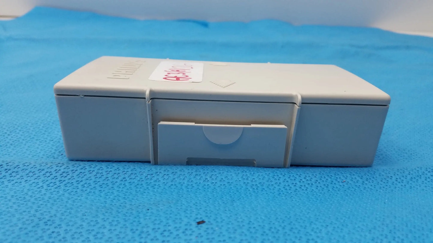 Philips M3538A HeartStart MRx Lithium Ion Rechargeable Battery Lithium Ion Rechargeable Battery, as-is (for parts) product photo 5