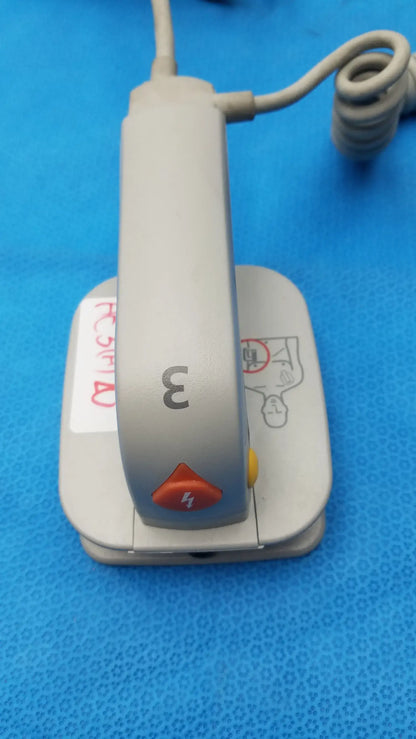 Philips M3543A Water Resistant External Hard Paddles External Hard Paddles, as-is (for parts) product photo 5