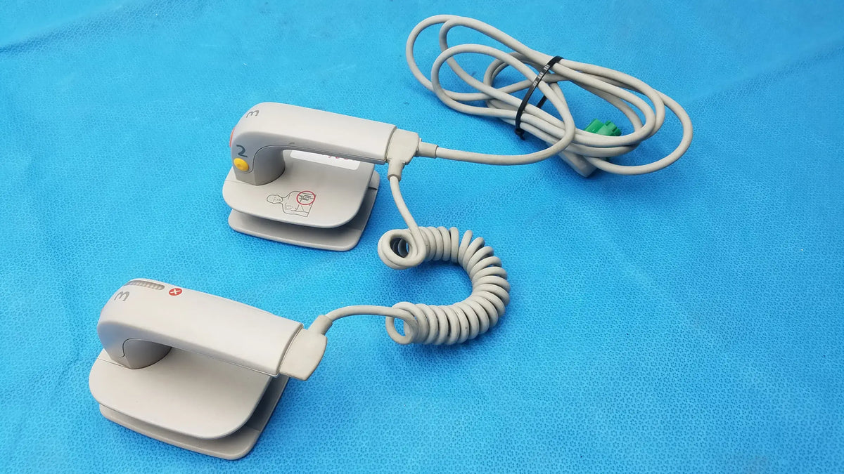Philips M3543A Water Resistant External Hard Paddles External Hard Paddles, as-is (for parts) product photo 14