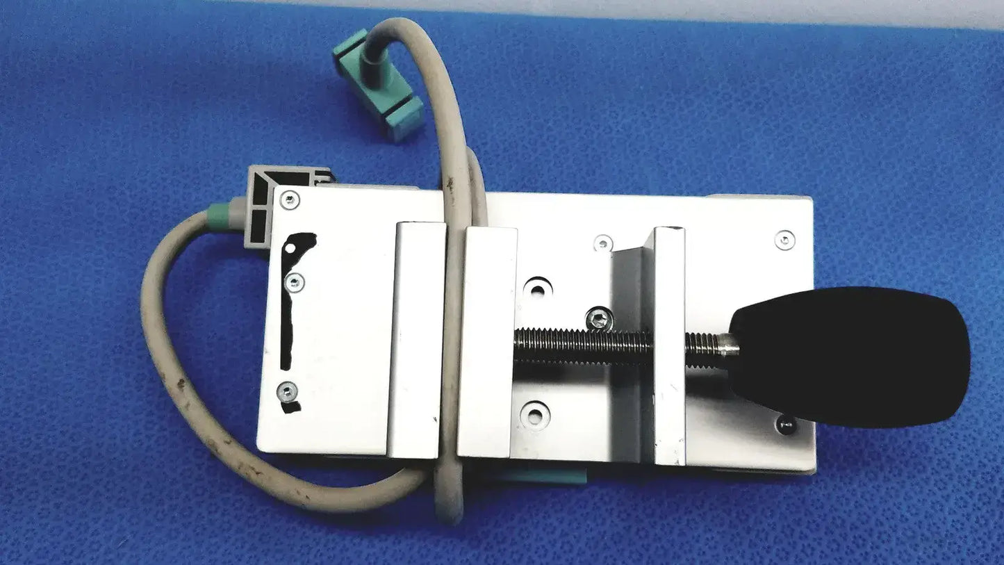 Philips M8040-60101 Universal Clamp Kit with Attache M3081-61626 Cable Mounting Clamp Kit, second-hand product photo 1