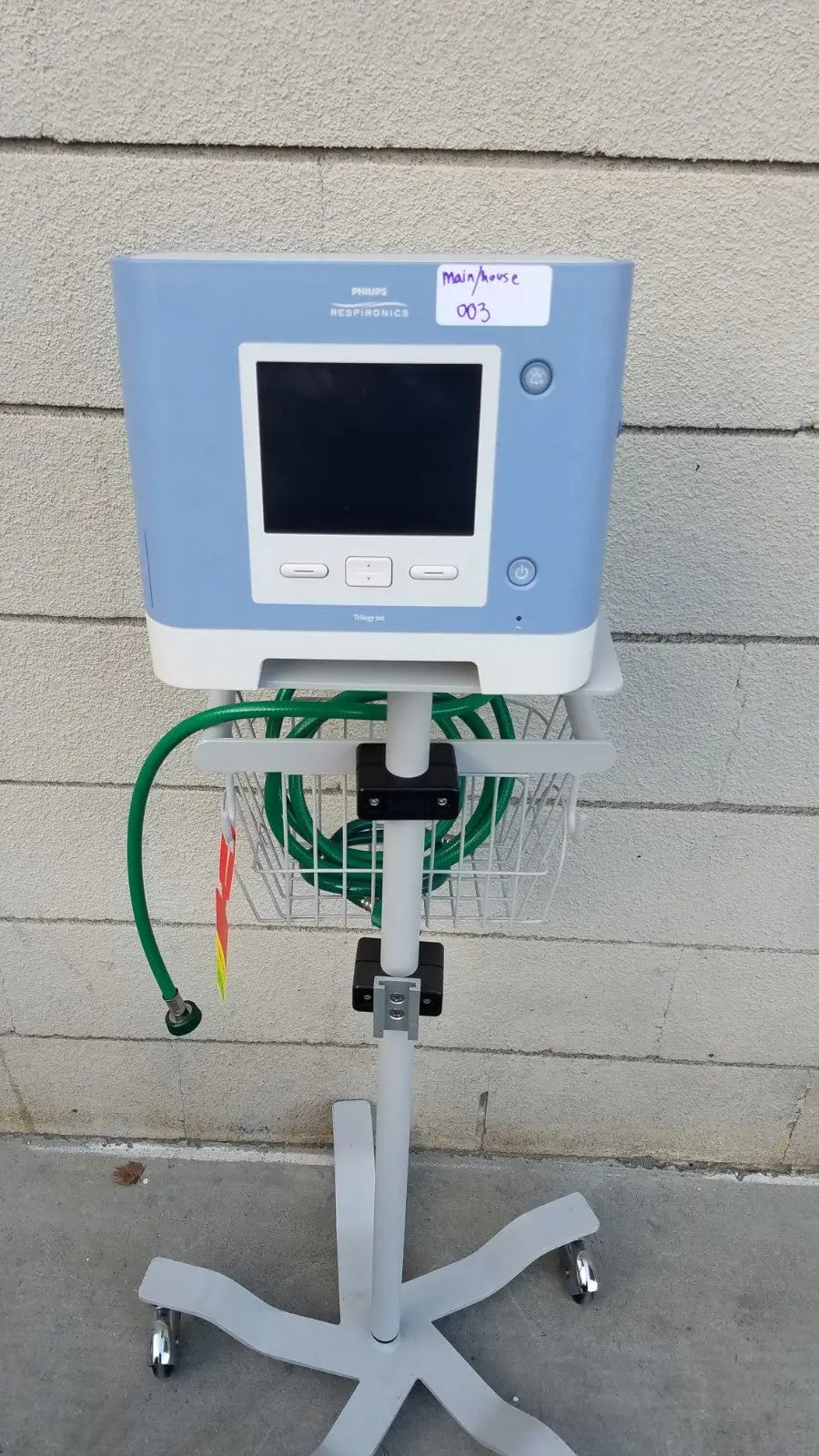 Reuse Medical Philips Respironics Trilogy Portable Ventilator System with Mobile Stand Ventilators, second-hand product photo 1