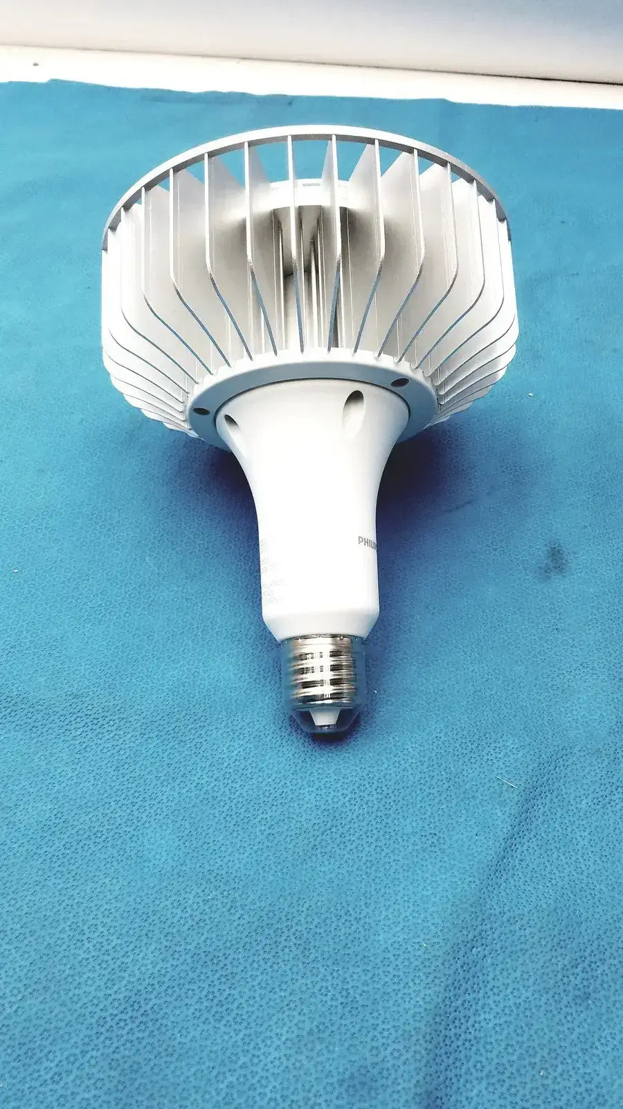 Philips TrueForce LED High-Bay Retrofit Lamp 150W LED Retrofit Lamp, second-hand product photo 8