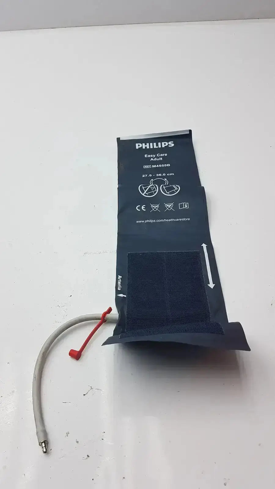 Philips Phillips M4555B Adult Blood Pressure Cuff, 27.5 - 36 cm Blood Pressure Cuff, second-hand product photo 2