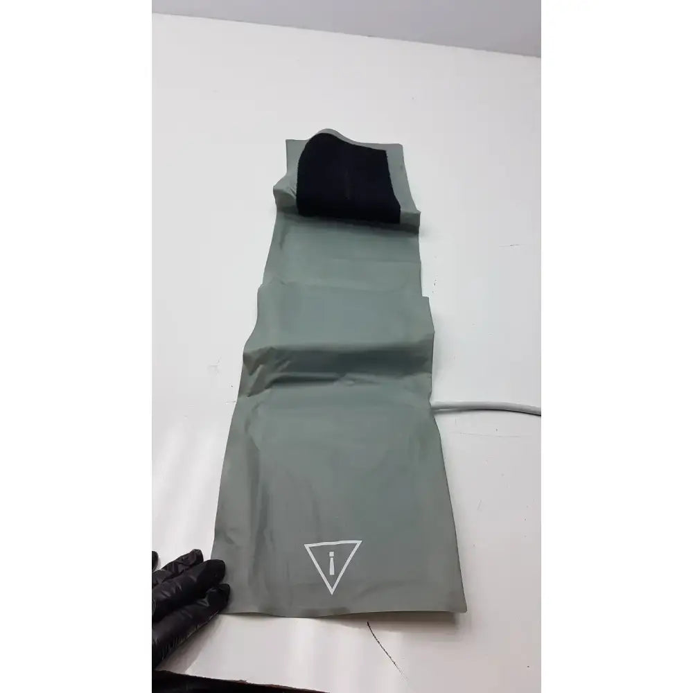 Critikon Phillips M4559B Easy Care Adult Thigh NIBP Blood Pressure Cuff Blood Pressure Cuff, second-hand product photo 4