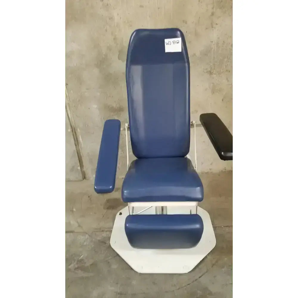 UMF Phlebotomy Chairs UMF Phlebotomy Procedure Chair Phlebotomy Chair, as-is (for parts) product photo 1