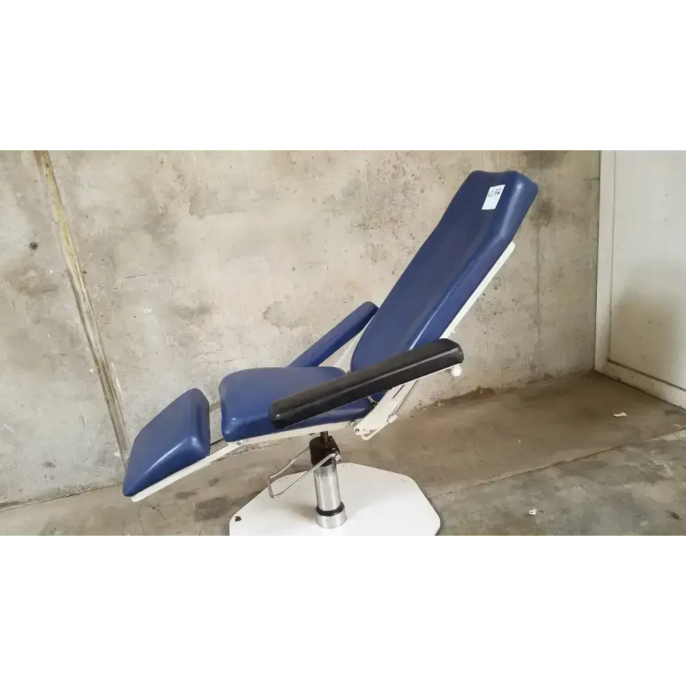 UMF Phlebotomy Chairs UMF Phlebotomy Procedure Chair Phlebotomy Chair, as-is (for parts) product photo 12