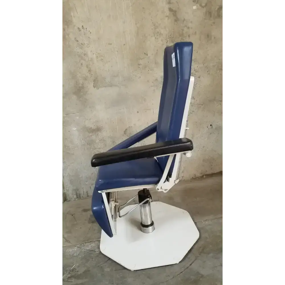 UMF Phlebotomy Chairs UMF Phlebotomy Procedure Chair Phlebotomy Chair, as-is (for parts) product photo 14