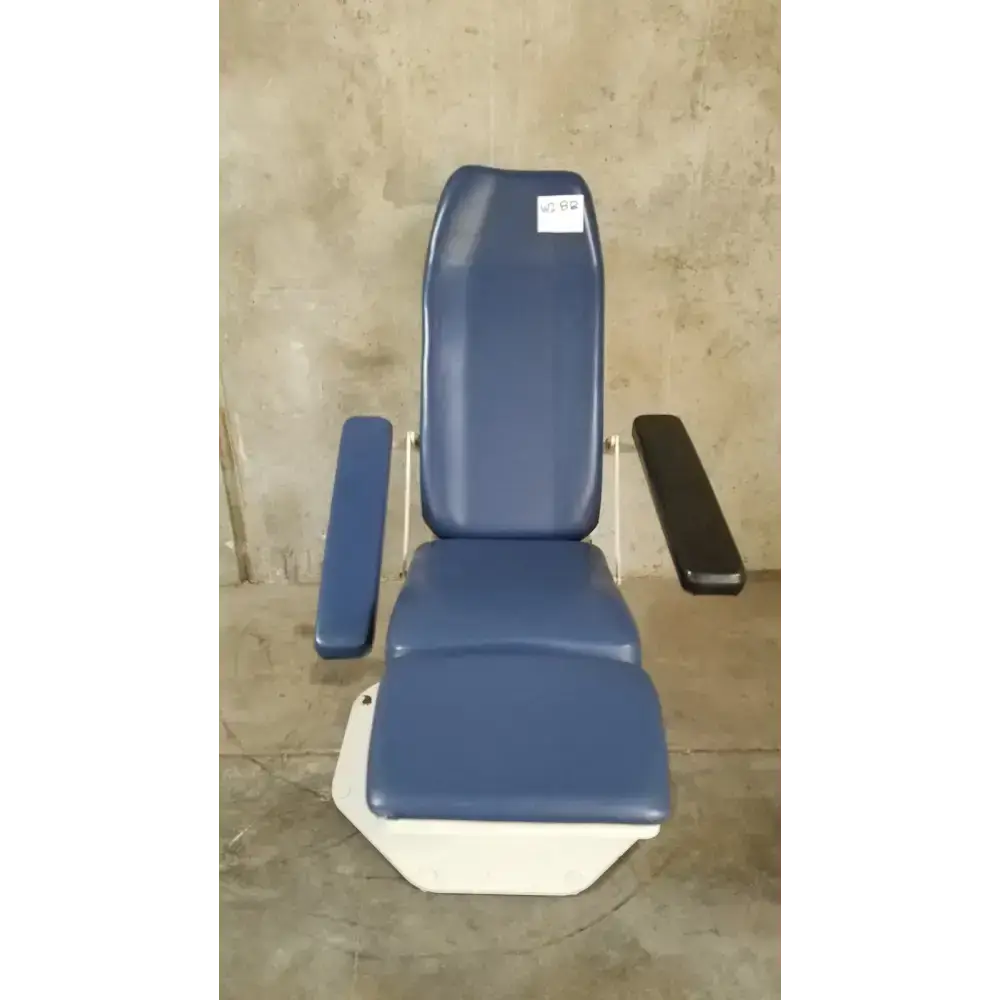 UMF Phlebotomy Chairs UMF Phlebotomy Procedure Chair Phlebotomy Chair, as-is (for parts) product photo 2