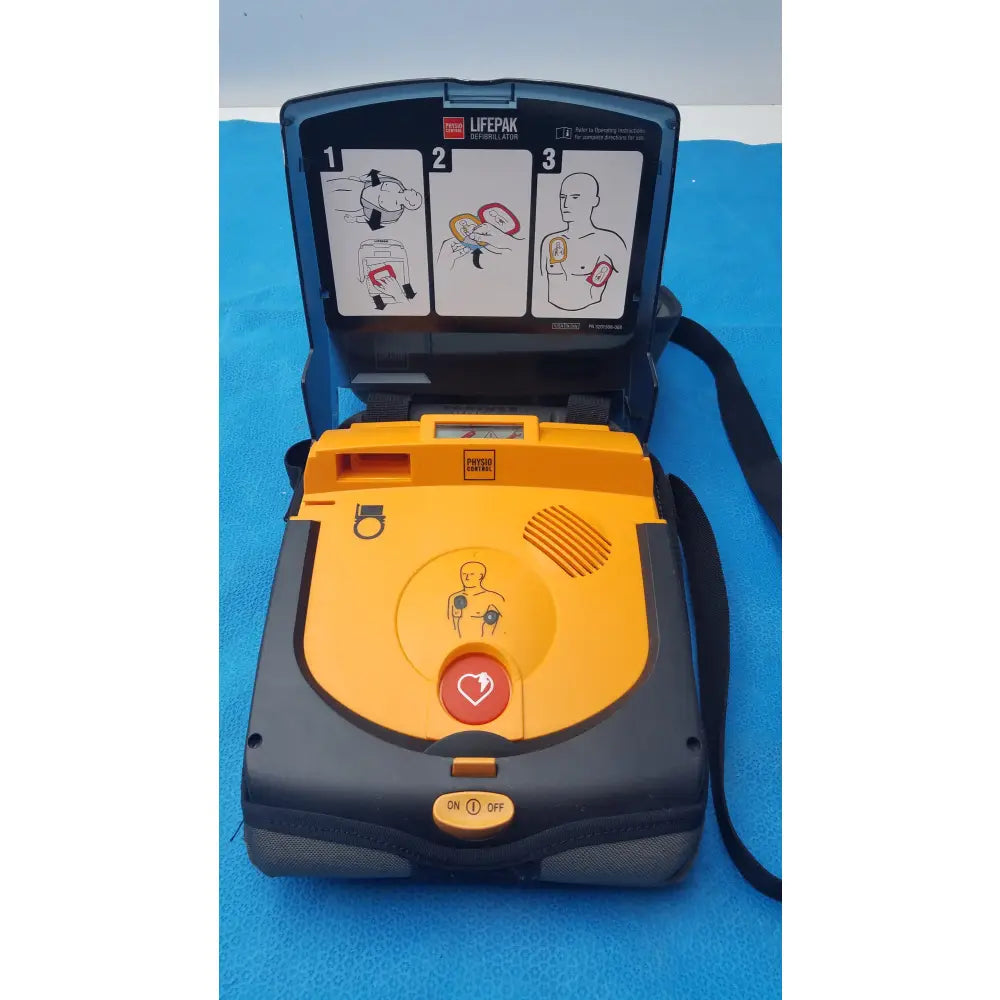 Physio Control LIFEPAK CR-T AED Trainer Defibrillator With Bag P/N 3201508-008 - AED trainer defibrillator