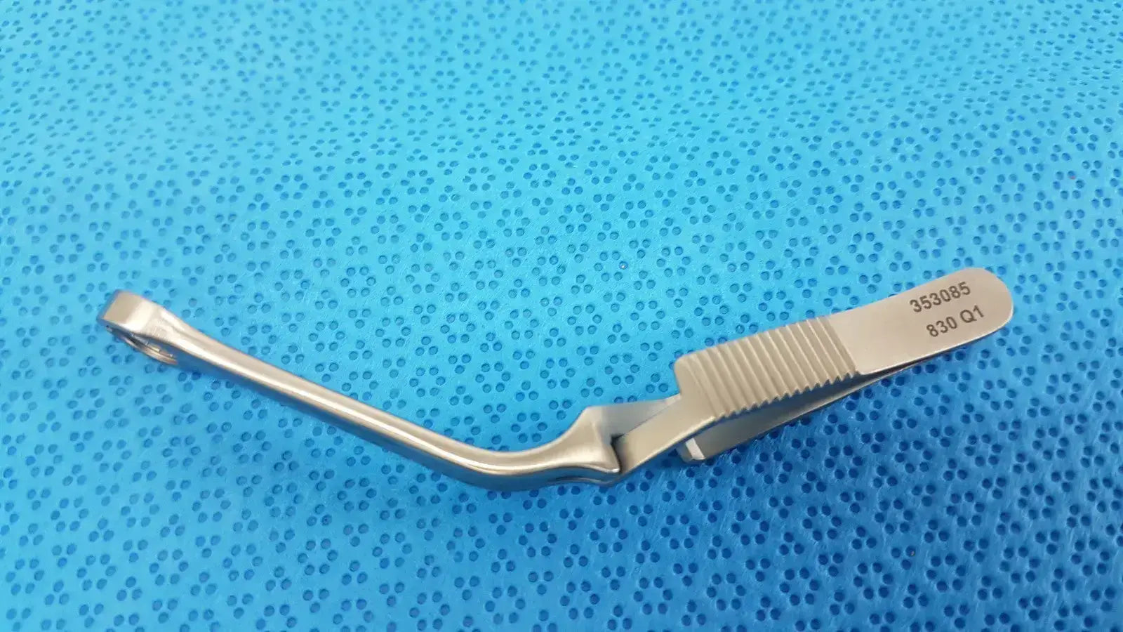 Pilling 353085 Retractor Forceps Tip – Surgical Instrument Component Retractor Forceps Tip, second-hand product photo 19