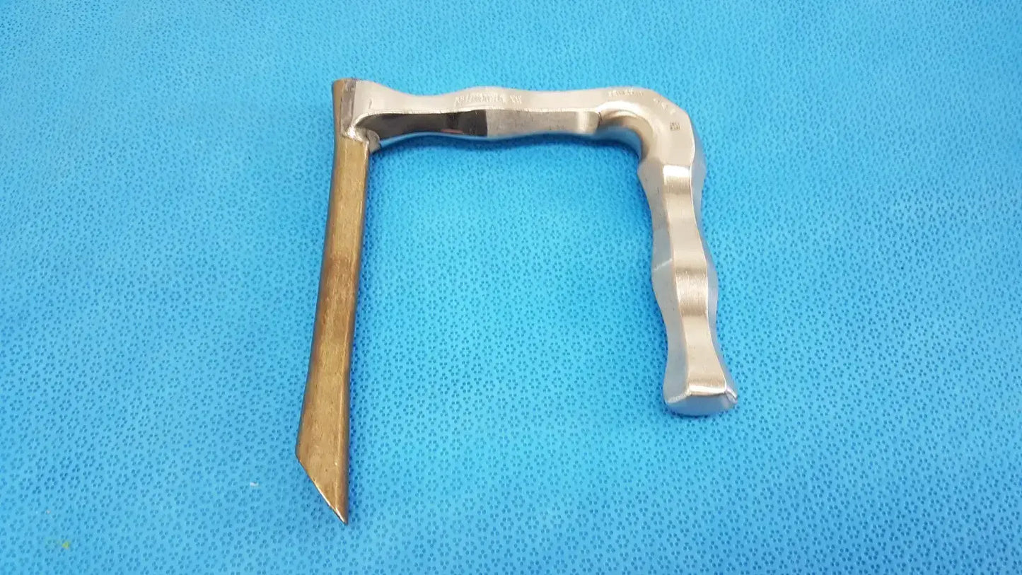 Pilling 522010 Holinger Adult Anterior Commissure Laryngoscope w/ Light Carrier Laryngoscope, second-hand product photo 1