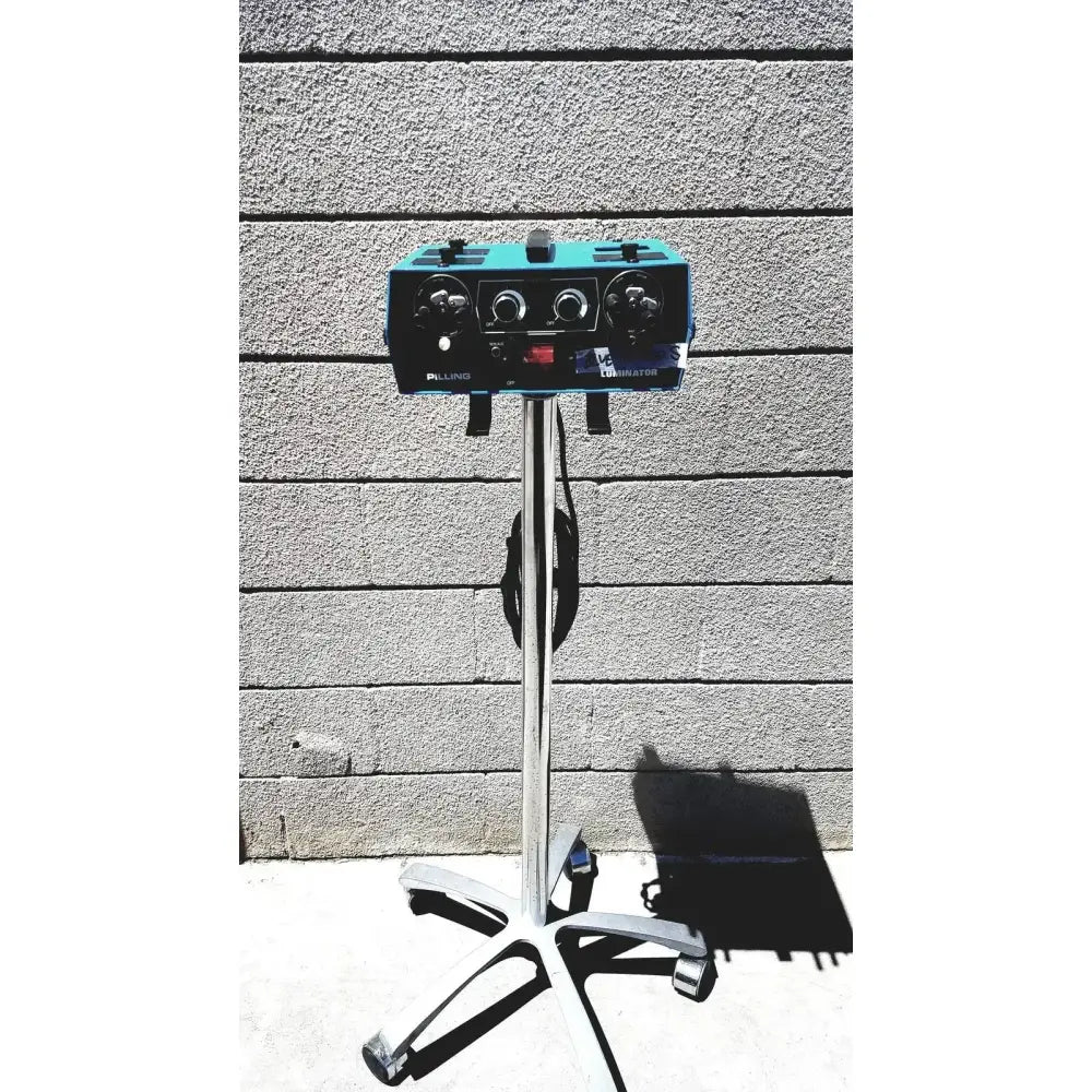 Pilling Fiber Optic Illuminator Light Source 120V 60Hz Medical Equipment Fiber Optic Illuminator Light Source, second-hand product photo 2