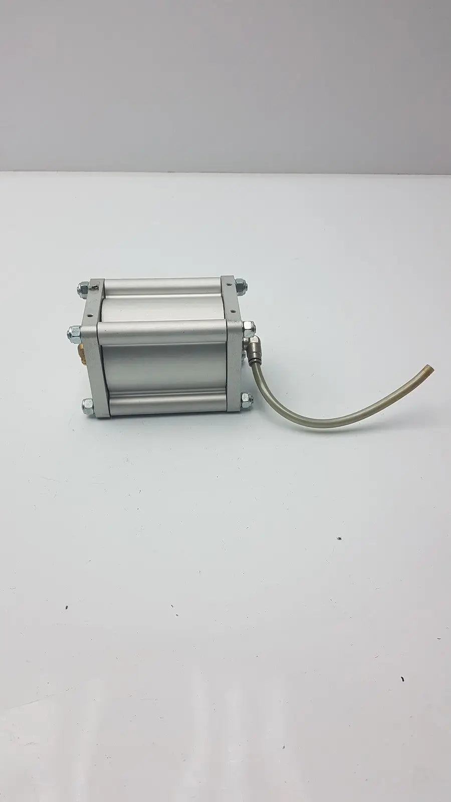Generic Pneumatic Cylinder Pneumatic Cylinder, second-hand product photo 3