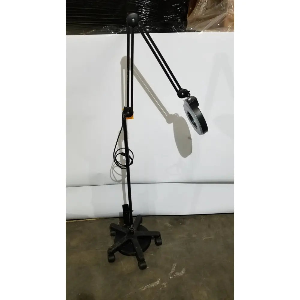 Black adjustable floor light lamp ac110v 60hz with circular ring light on articulated arm and rolling stand