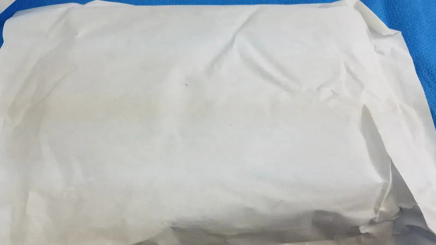 Poss Medical Supplies E104180 AAMI Level 4 Surgical Gown, XX-Large - Lot of 2 Surgical Gown, second-hand product photo 6