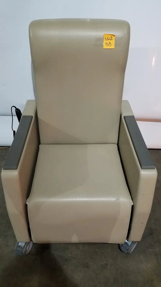 Reuse Medical Power Recovery Recliner - 230925-0352-02 With Hand Control Examination & Operation Tables, as-is (for parts) product photo 1