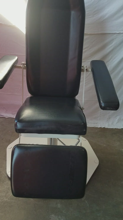 UMF Medical 8675 Adjustable Phlebotomy Chair S/N 134745-0007