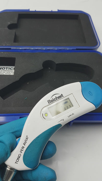 Reichert Tono-pen Avia Handheld Applanation Tonometer With Case