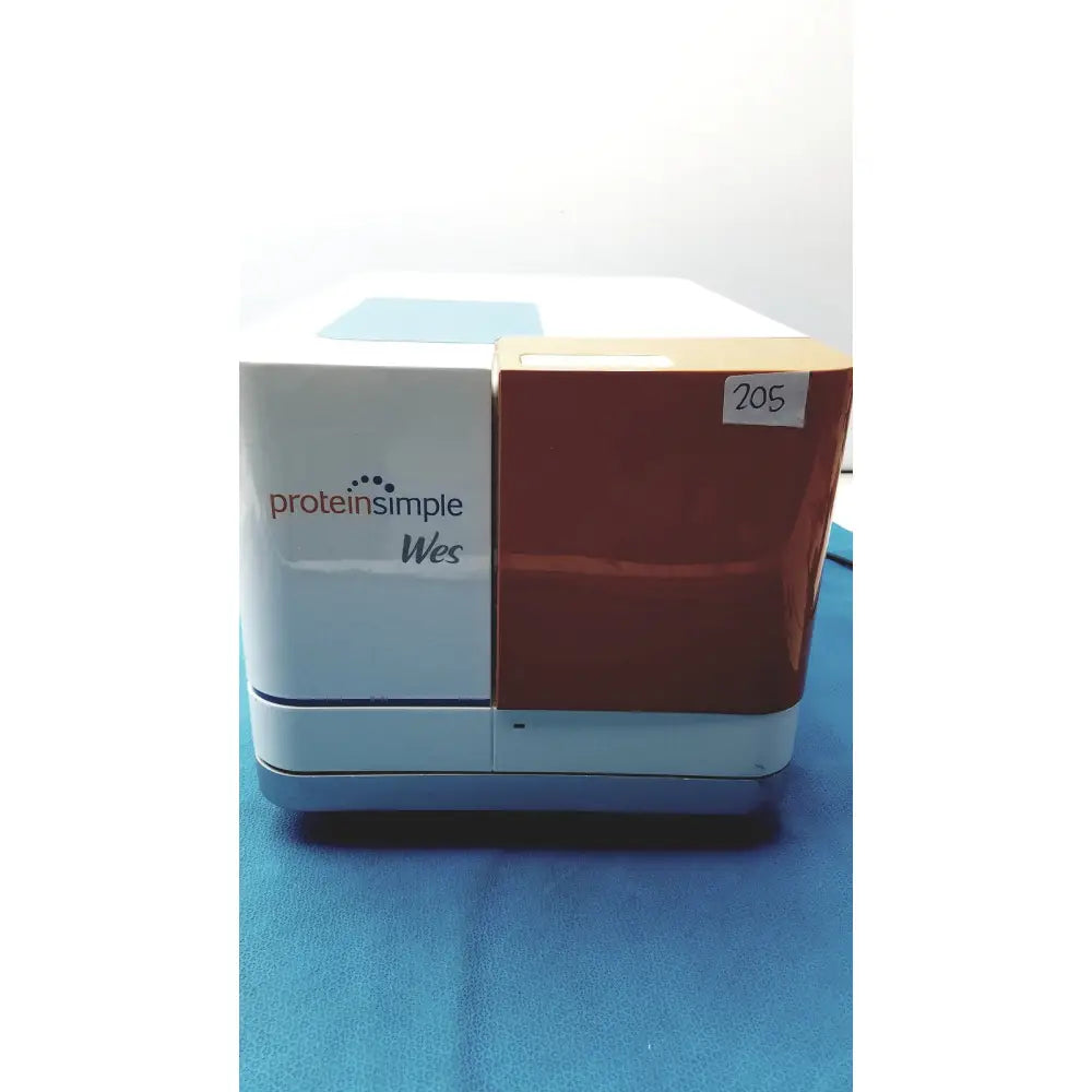 White and brown proteinsimple wes analyzer system with matte white and glossy brown finishes for protein analysis