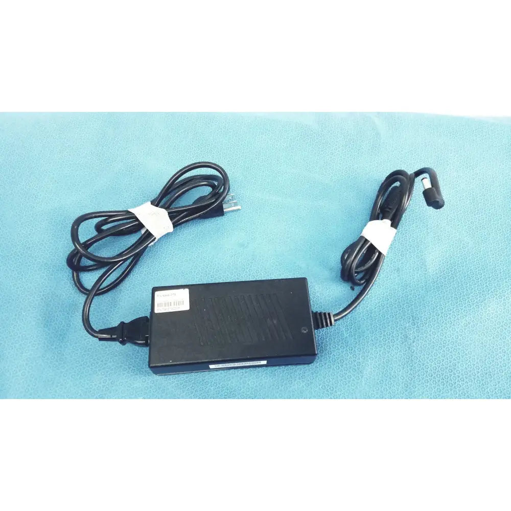 Reuse Medical PROTEK POWER Model # PMP60-12-B16 AC Adaptor Other Medical & Lab Equipment, second-hand product photo 1