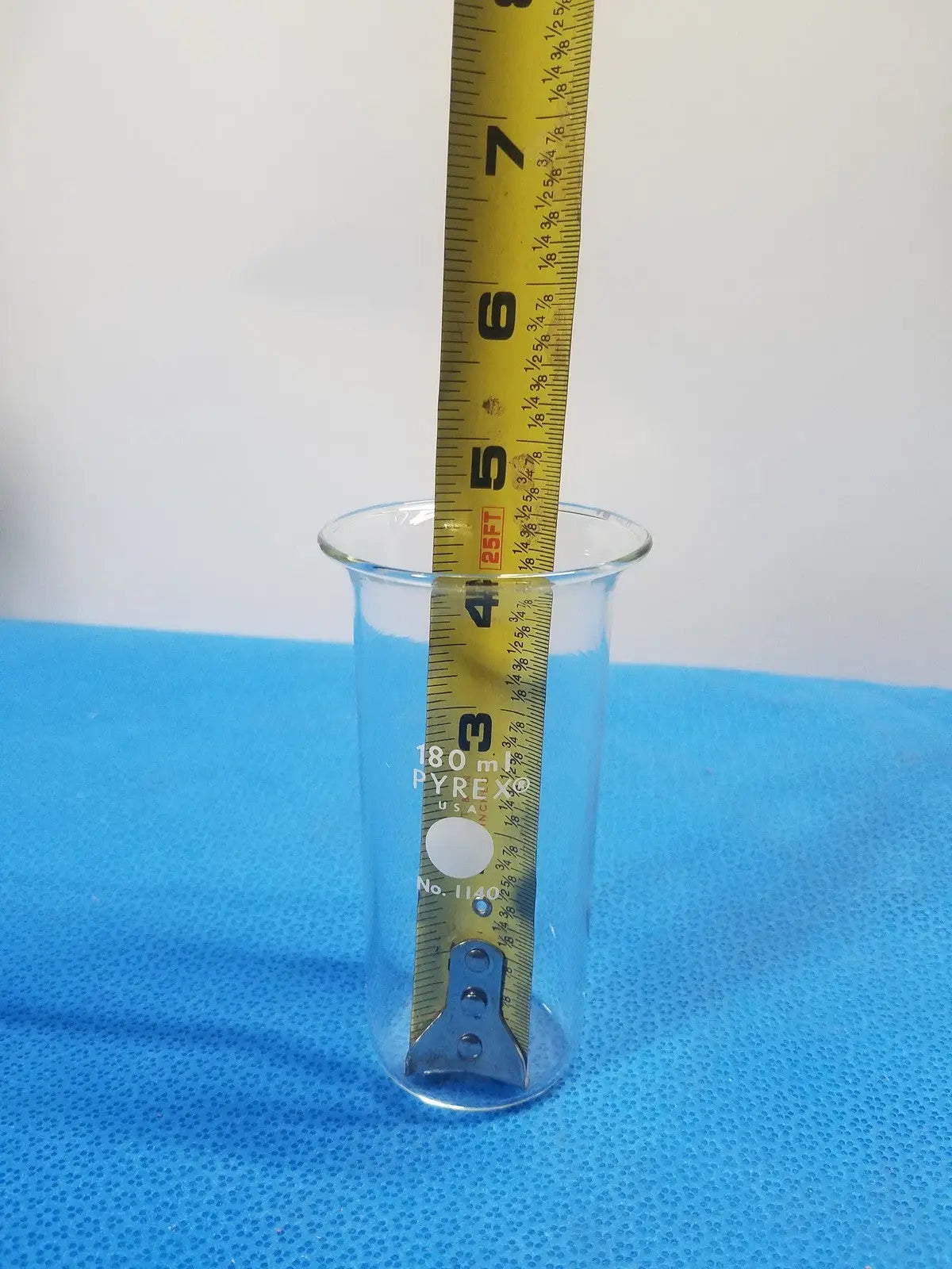Pyrex 180 mL Glass Beaker – Borosilicate Laboratory Measuring Vessel Laboratory Beaker, second-hand product photo 3