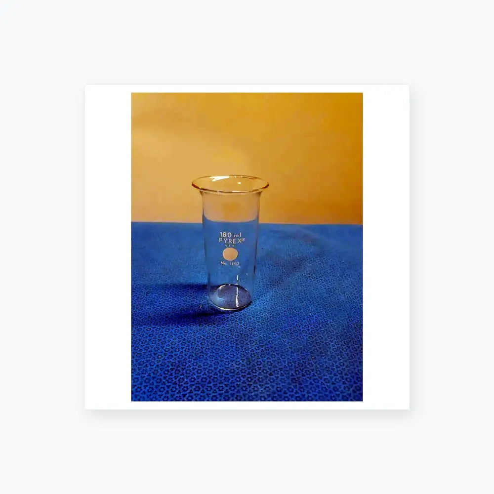 Pyrex 180 mL Glass Beaker – Borosilicate Laboratory Measuring Vessel Laboratory Beaker, second-hand product photo 1