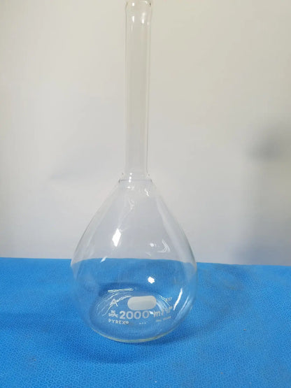 Pyrex 2000 mL Volumetric Flask – Borosilicate Laboratory Glassware Volumetric Flask, second-hand product photo 1