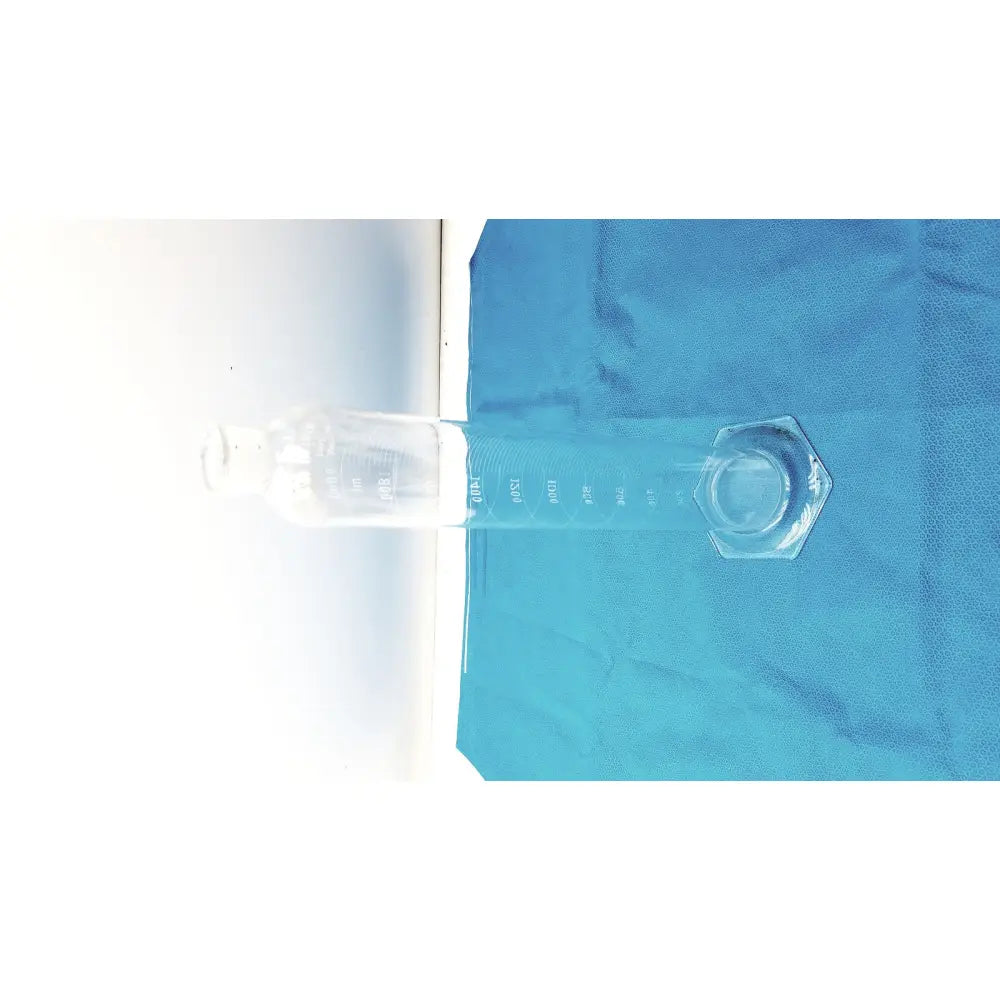 Clear glass pyrex 2000ml graduated cylinder with hexagonal base and measurement markings made of borosilicate glass