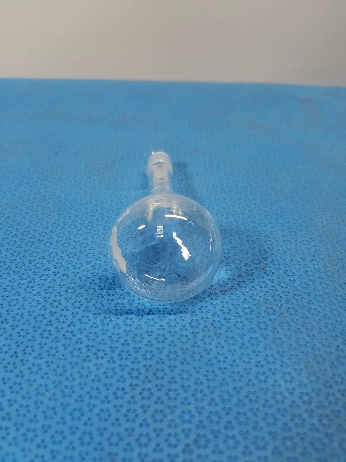 Pyrex 25 mL Wide Mouth Volumetric Flask – Borosilicate Laboratory Glassware Volumetric Flask, second-hand product photo 2