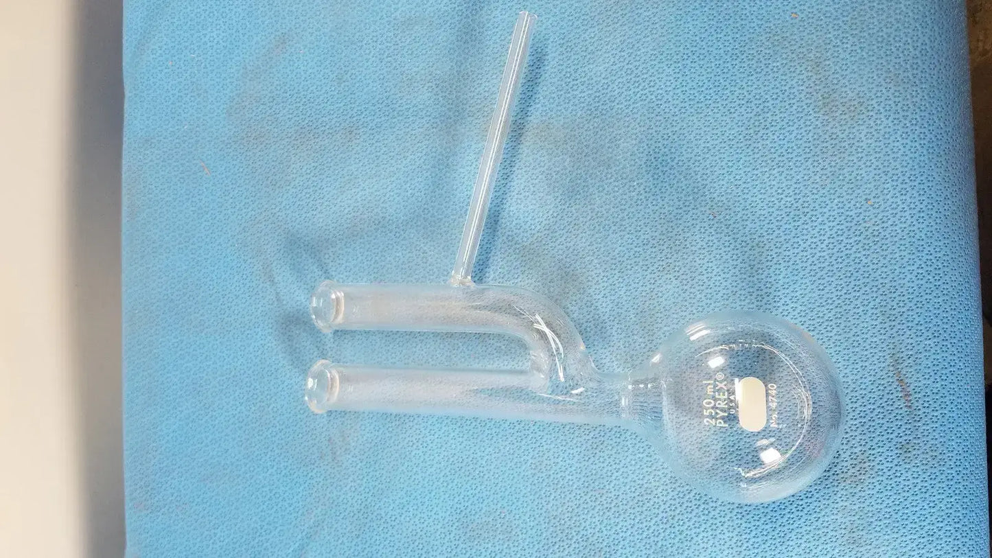 PYREX 250 mL Vintage Scientific Glass Advanced Laboratory Tube Laboratory Tube, second-hand product photo 1