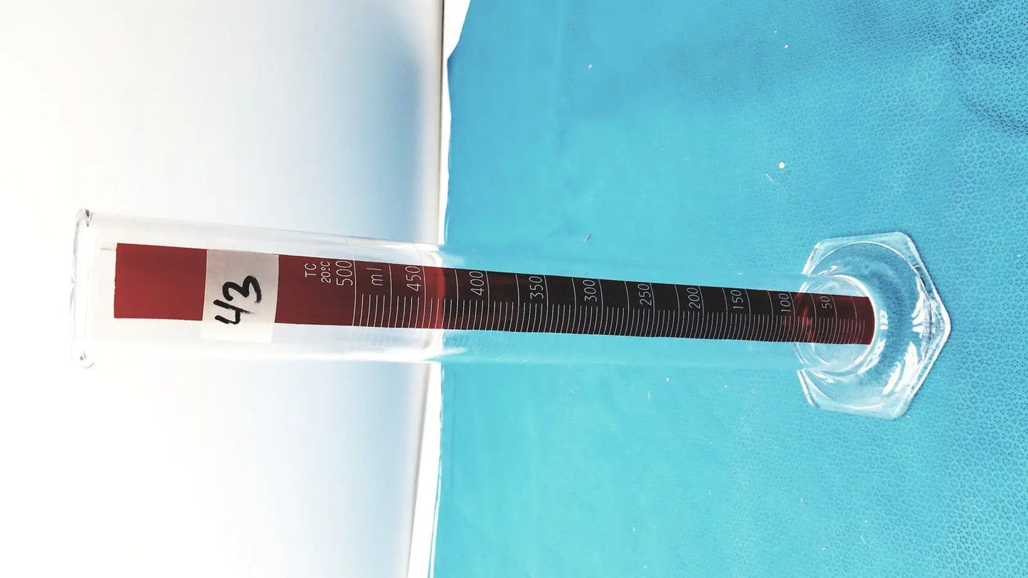 PYREX 500 mL Glass Graduated Mixing Cylinder – Lifetime Red Markings Graduated Cylinder, second-hand product photo 4