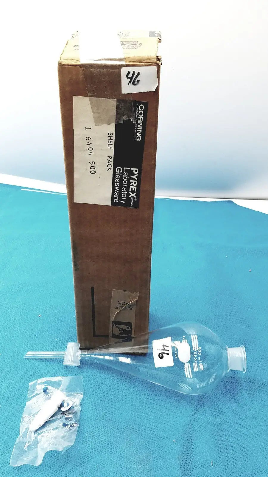 PYREX / Corning Pyrex 6404 Separatory Funnel Corning #27 Stopper 4 mm PTFE Valve Lab Glass 500m Laboratory Glassware, second-hand product photo 2