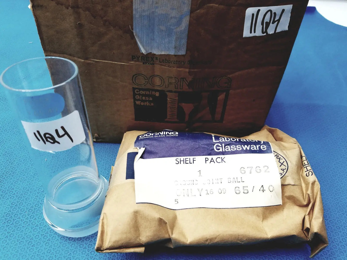 Reuse Medical Pyrex 65/40 Ground Glass Ball Joint – Corning Laboratory Glassware Only Jars & Reagent Bottles, second-hand product photo 1