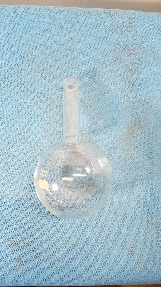 PYREX Boiling Flask, 500 mL, Long Neck, Round Bottom, Tooled Mouth Laboratory Glassware, second-hand product photo 1