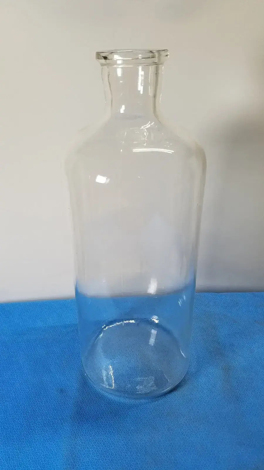 PYREX Clear Medicine Bottle, 18 oz, Rochester Style Medicine Bottle, second-hand product photo 1