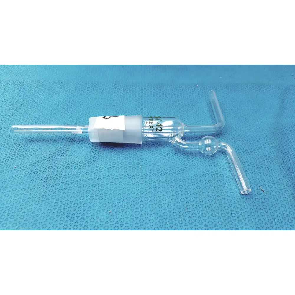 Clear pyrex glass stopper 29/42 with cylindrical body and angled tubes for gas washing bottle use