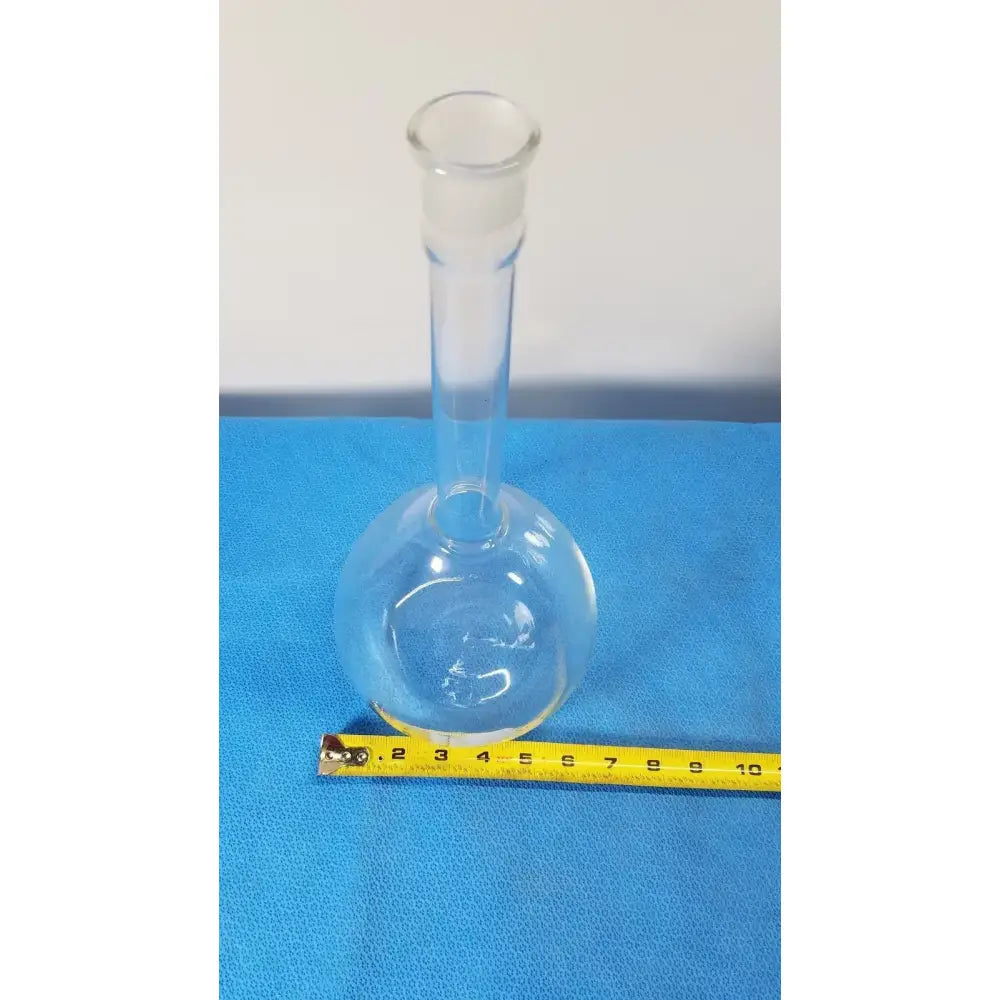 PYREX Volumetric Flask, 2000 mL, Class A, Glass TC Volumetric Flask, second-hand product photo 1