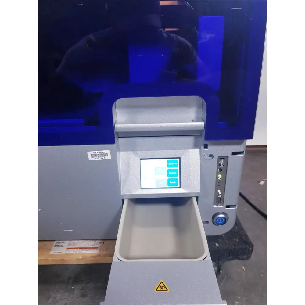 Reuse Medical Qiagen QIAcube Nucleic Acid Purification System Lab Other Medical & Lab Equipment, as-is (for parts) product photo 1